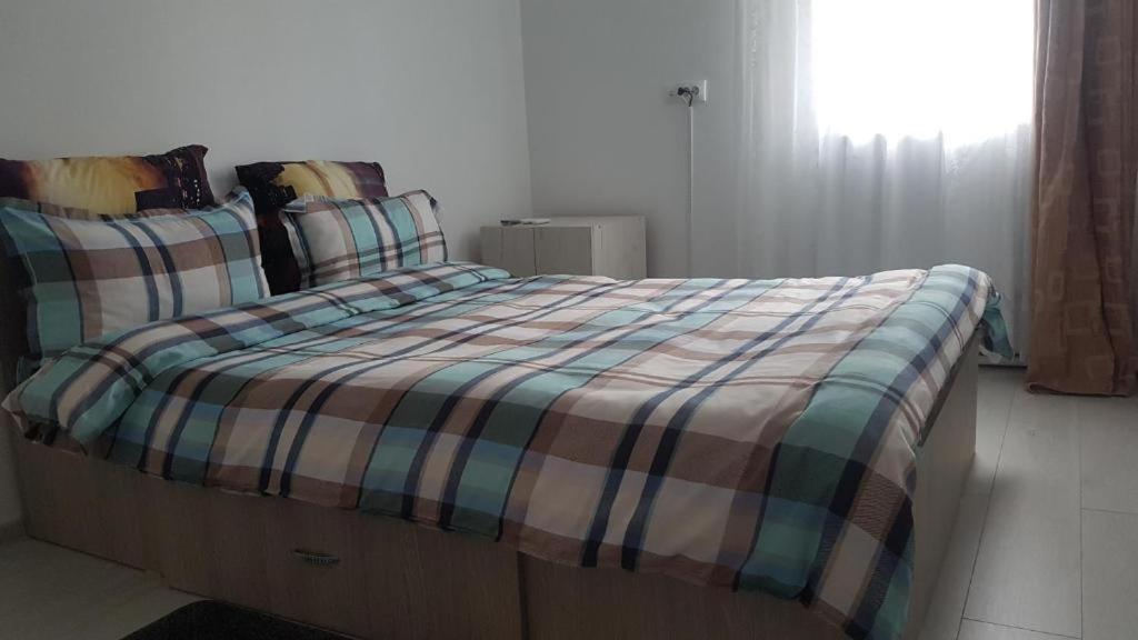 Lucky Apartment Piteszti Zewnętrze zdjęcie